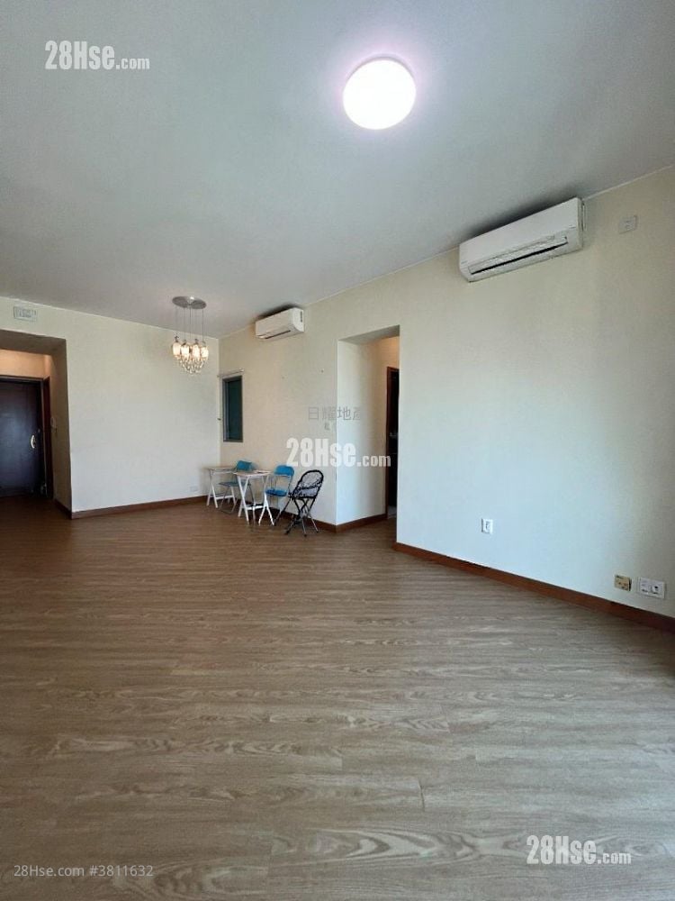 Sorrento Rental 3 Bedrooms , 3 Bathrooms 915 ft²