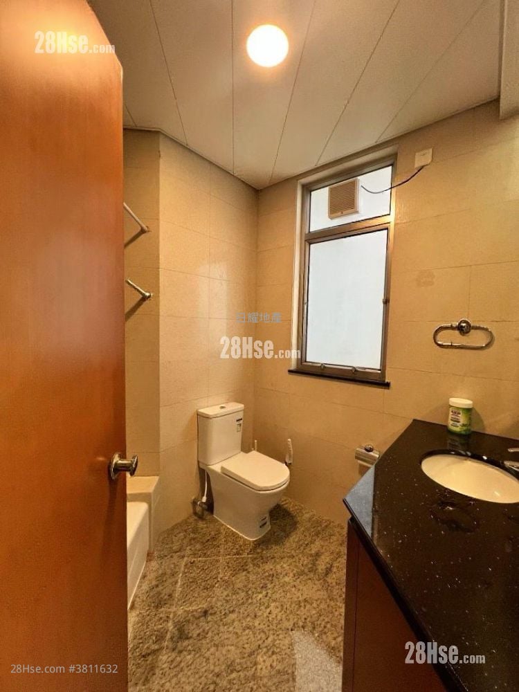 Sorrento Rental 3 Bedrooms , 3 Bathrooms 915 ft²