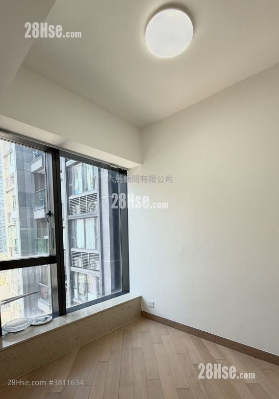 The Wings Rental 2 Bedrooms , 1 Bathroom 551 ft²