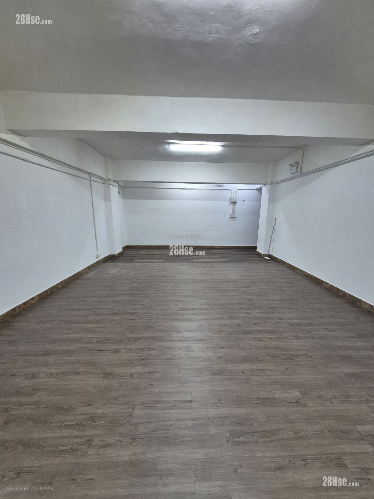 On Tat Industrial Building Rental