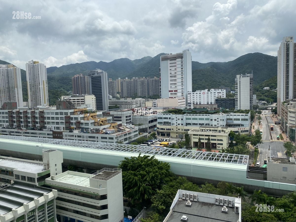 Sunshine Grove Sell 2 Bedrooms , 1 Bathroom 471 ft²