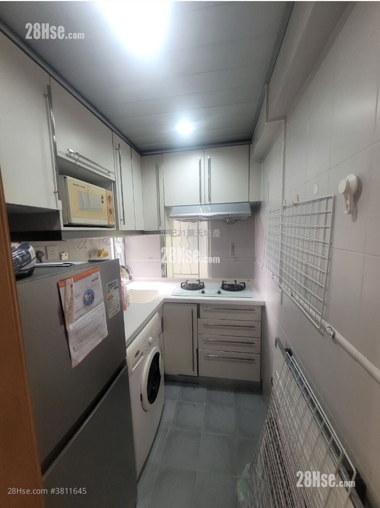 Tai Po Centre Rental 2 Bedrooms , 1 Bathroom 313 ft²