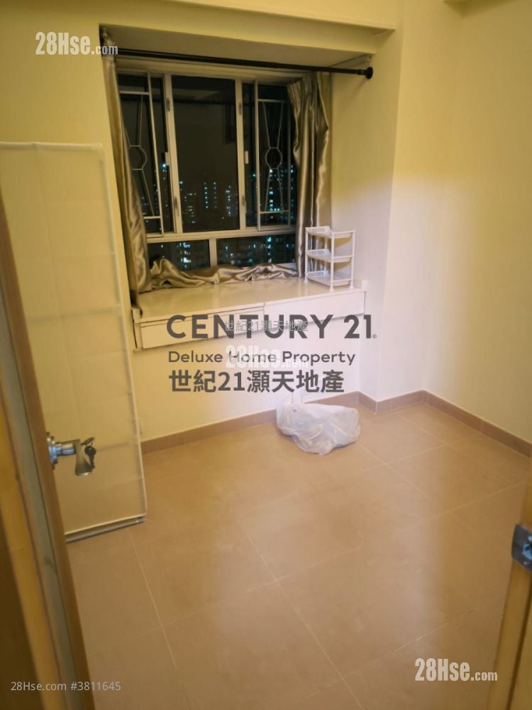 Tai Po Centre Rental 2 Bedrooms , 1 Bathroom 313 ft²