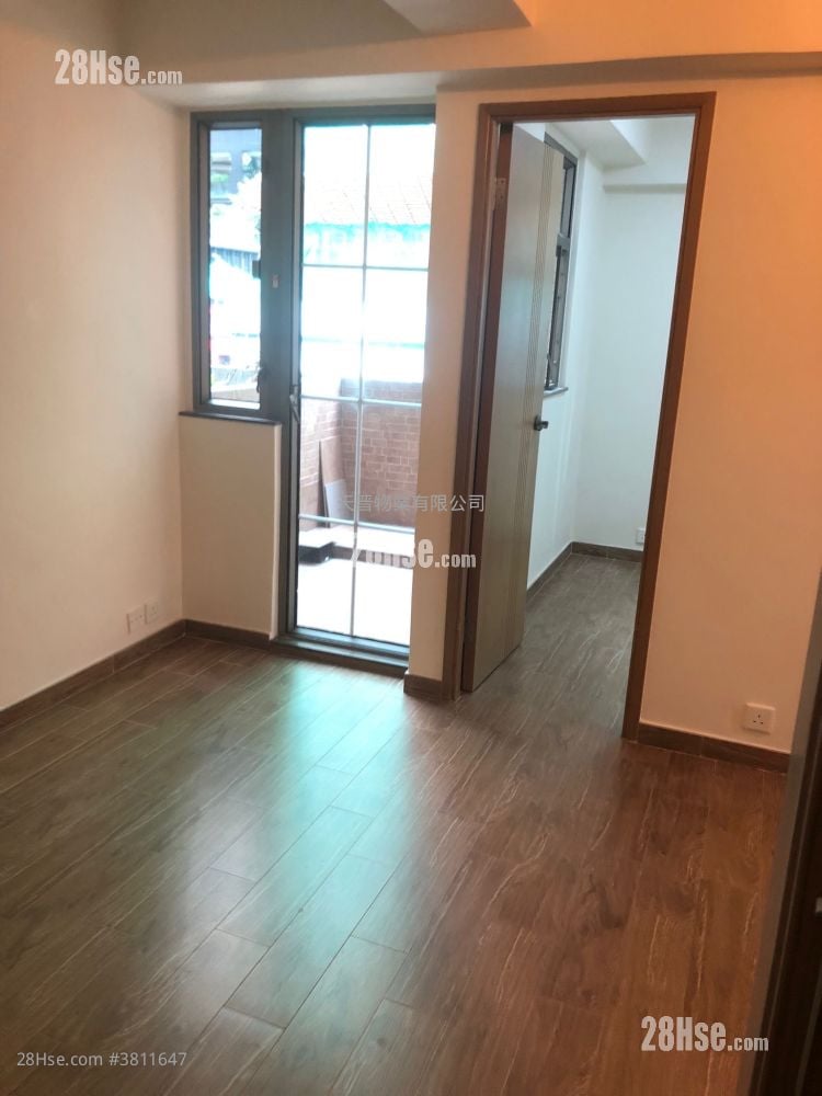 Perfect Mansion Sell 2 Bedrooms , 1 Bathroom 304 ft²