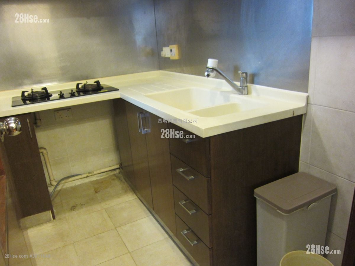 御皇台 租盘 2 房 , 1 浴室 379 平方尺