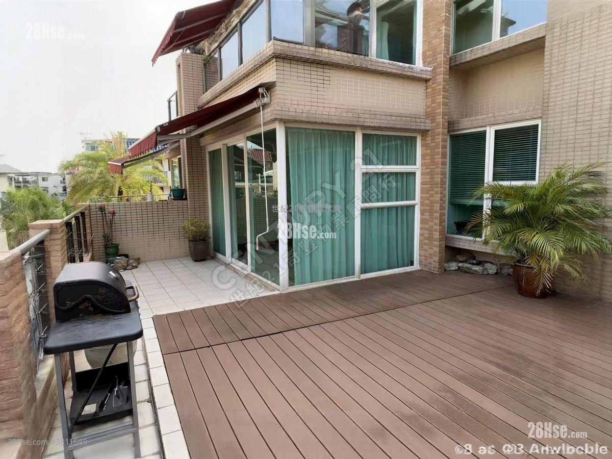 Costa Bello Sell 3 Bedrooms 916 ft²