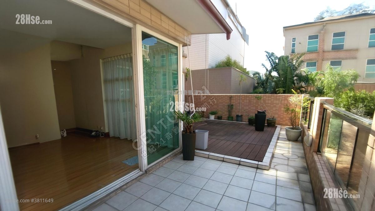 Costa Bello Sell 3 Bedrooms 916 ft²