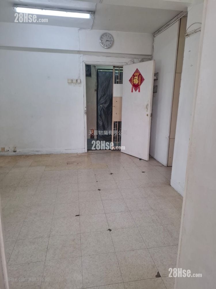 安和园 售盘 2 房 , 1 浴室 420 平方尺