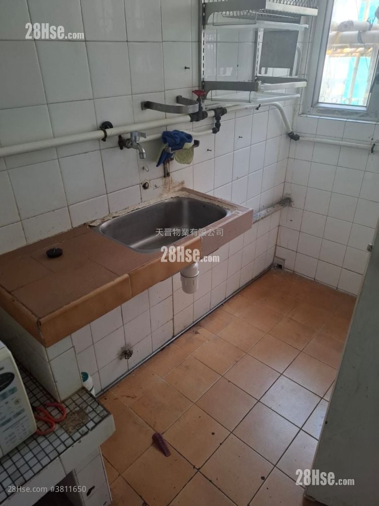 安和园 售盘 2 房 , 1 浴室 420 平方尺