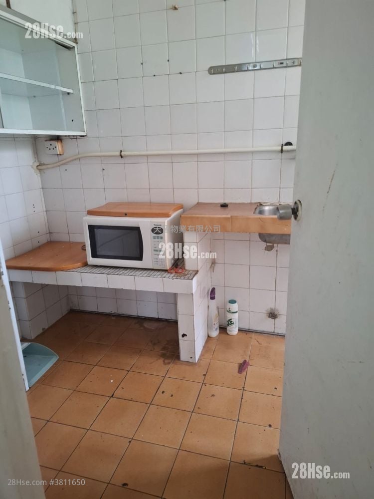 安和园 售盘 2 房 , 1 浴室 420 平方尺