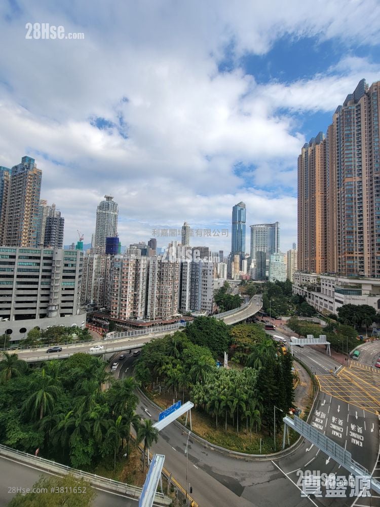 Florient Rise Sell 3 Bedrooms , 1 Bathroom 609 ft²