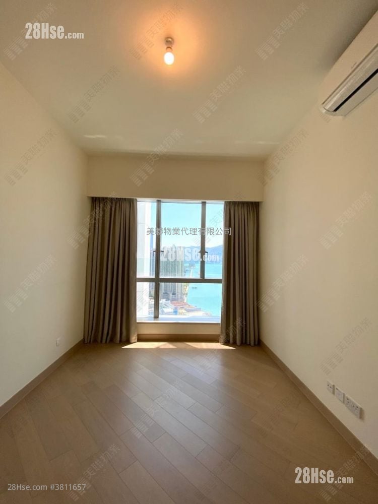 Cullinan West Sell 4 Bedrooms , 4 Bathrooms 1,327 ft²