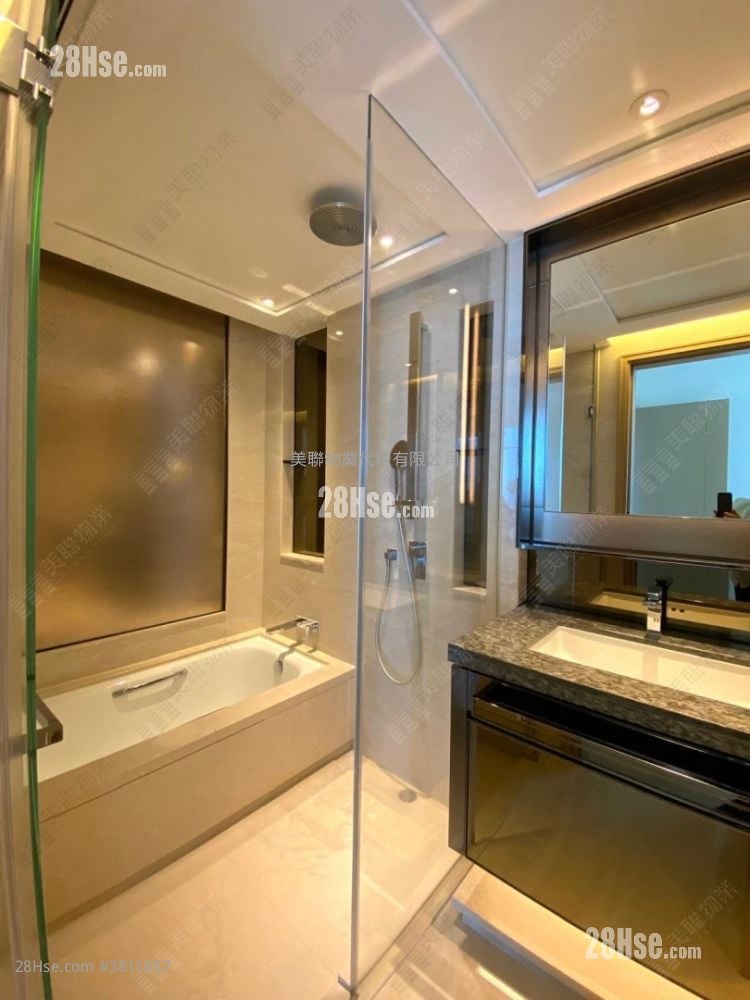 Cullinan West Sell 4 Bedrooms , 4 Bathrooms 1,327 ft²