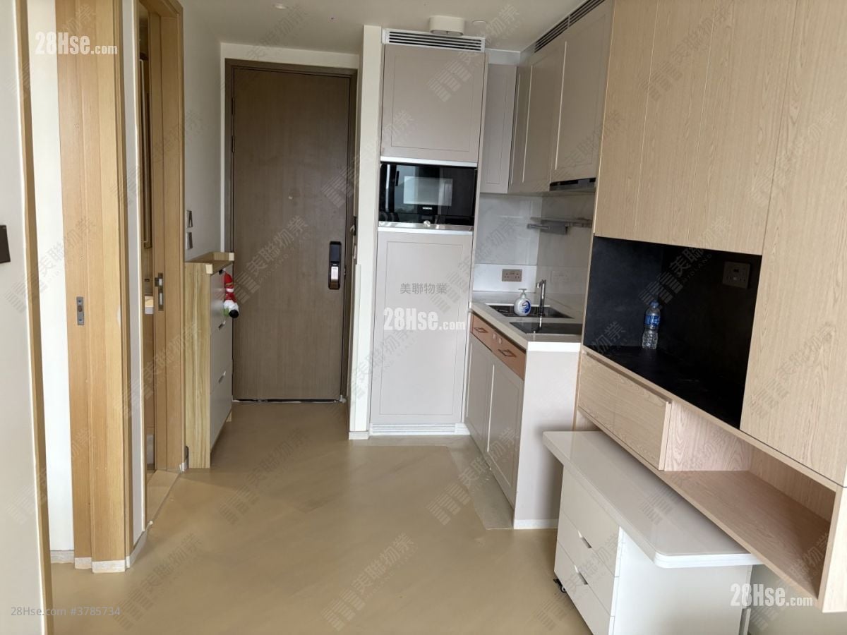 One East Coast Sell 1 Bedroom , 1 Bathroom 270 ft²