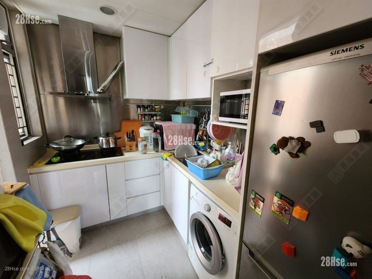 Heya Star Sell 3 Bedrooms , 2 Bathrooms 730 ft²