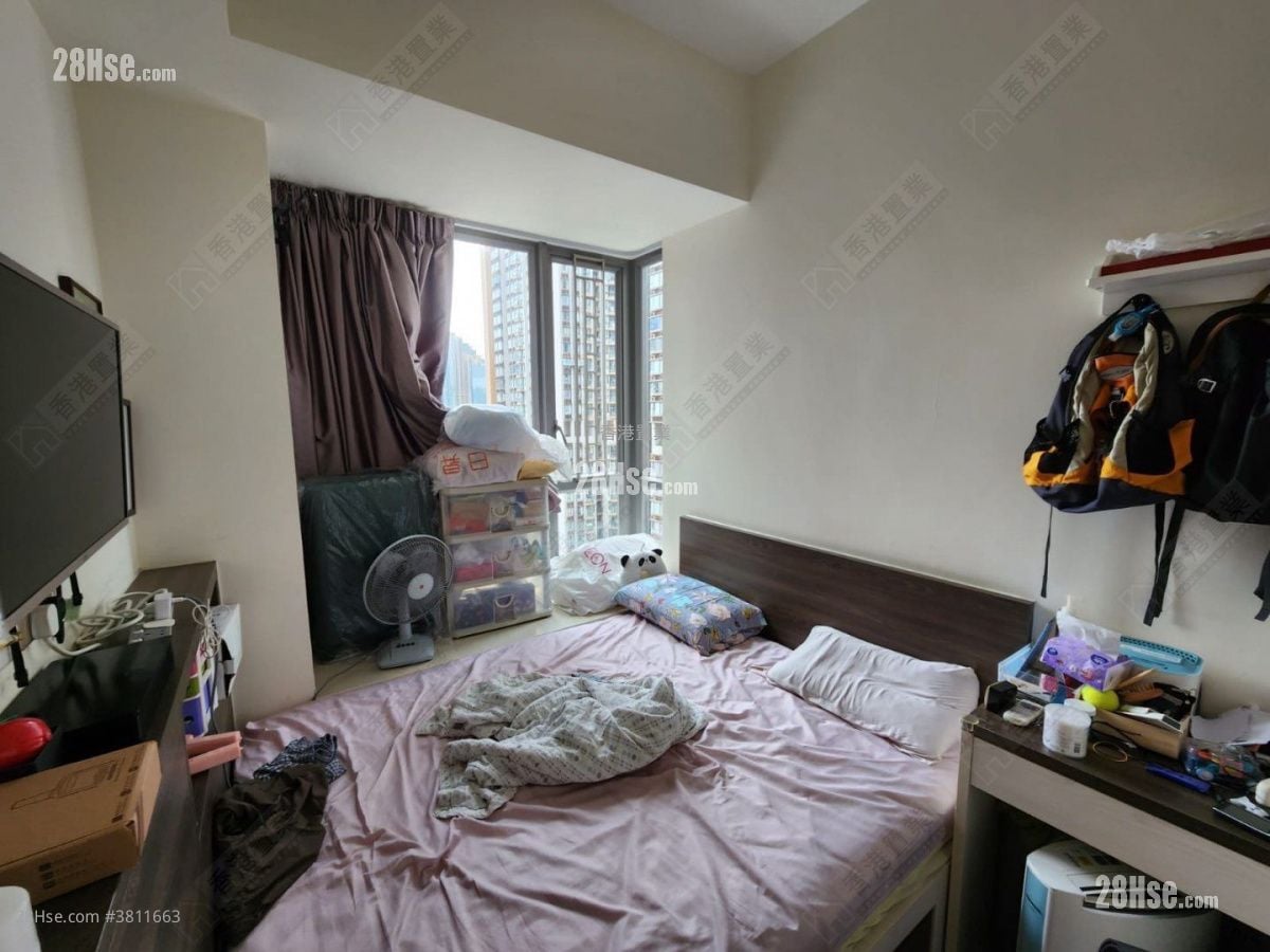 Heya Star Sell 3 Bedrooms , 2 Bathrooms 730 ft²