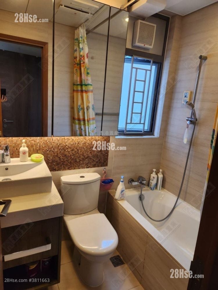 Heya Star Sell 3 Bedrooms , 2 Bathrooms 730 ft²