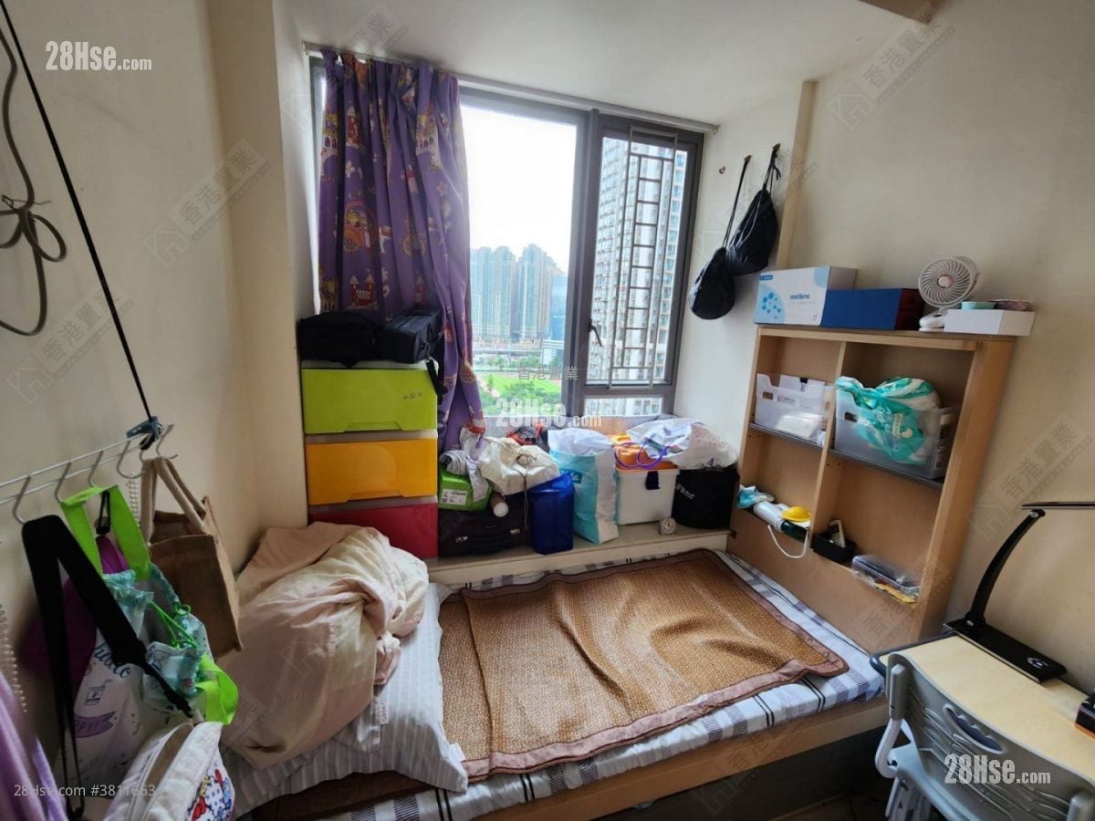 Heya Star Sell 3 Bedrooms , 2 Bathrooms 730 ft²