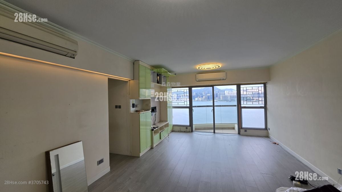 Grand Promenade Rental 4 Bedrooms , 3 Bathrooms 1,129 ft²