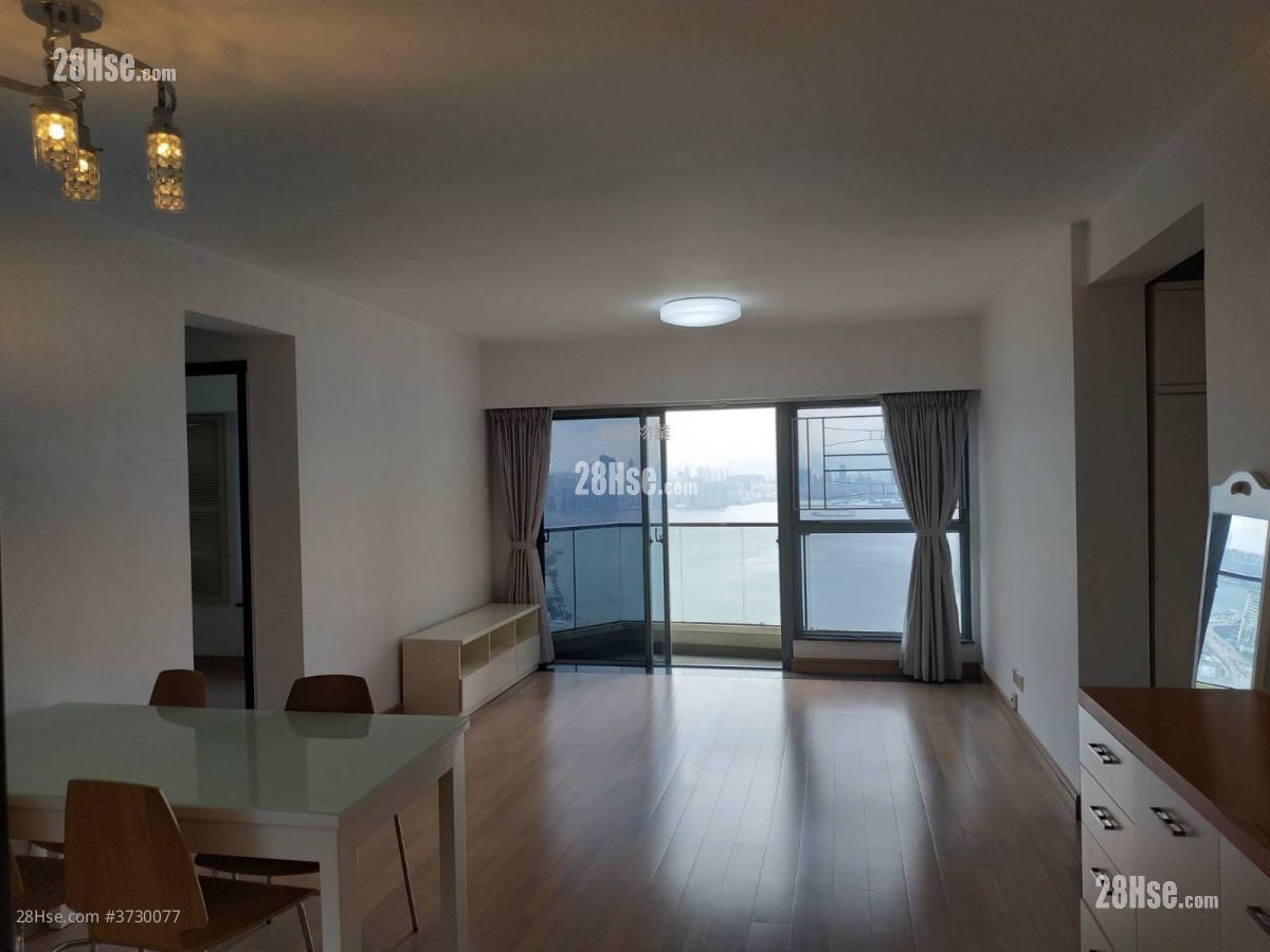 Grand Promenade Rental 4 Bedrooms , 3 Bathrooms 942 ft²