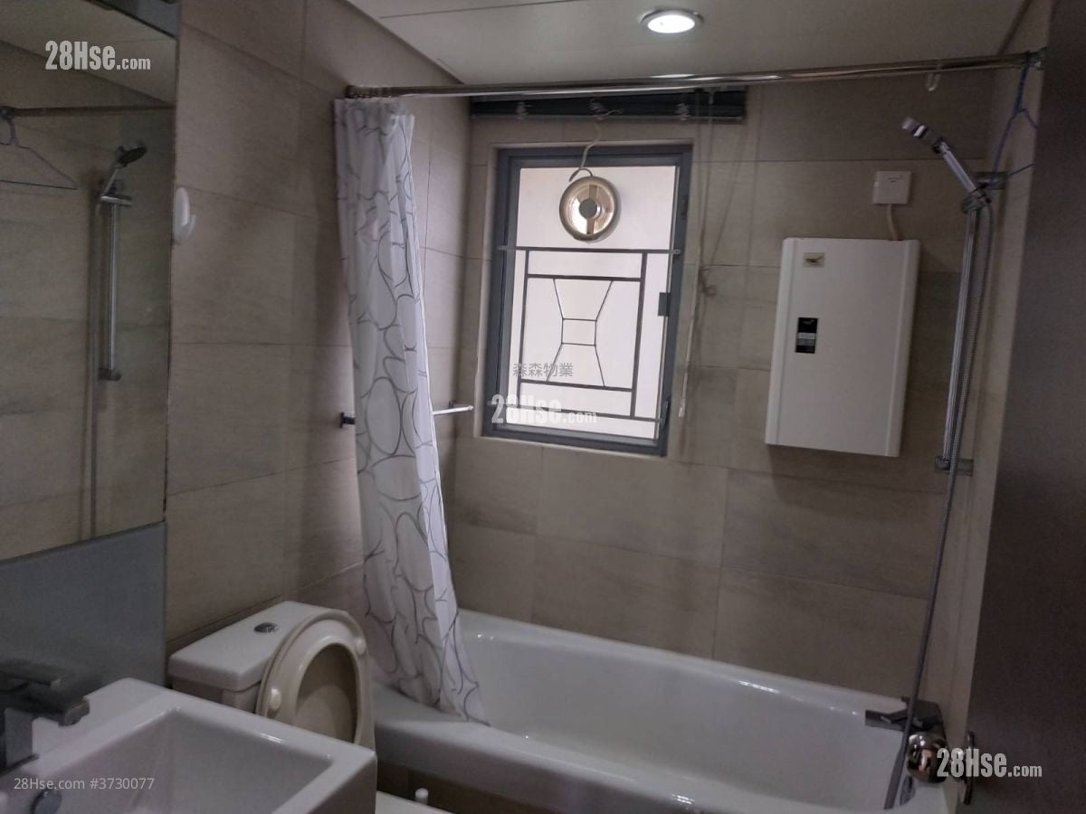 Grand Promenade Rental 4 Bedrooms , 3 Bathrooms 942 ft²