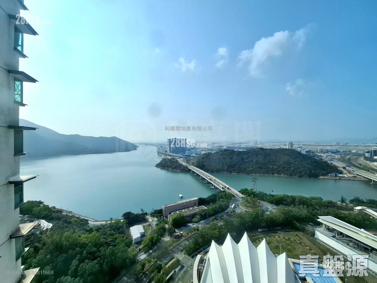 Tung Chung Crescent Rental 3 Bedrooms , 3 Bathrooms 821 ft²