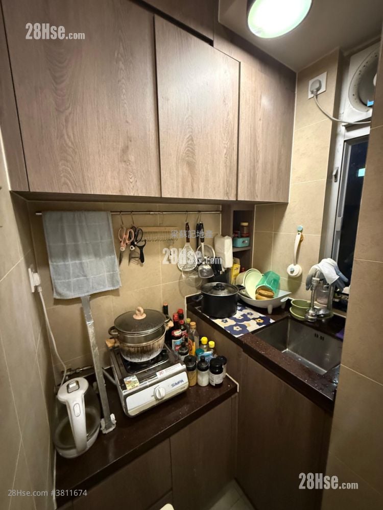 山河大厦 租盘 1 房 , 1 浴室 310 平方尺