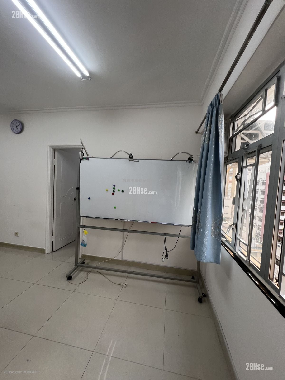 Bell House Rental 2 Bedrooms , 1 Bathroom 470 ft²