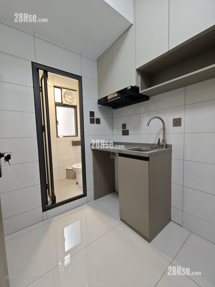 Sun Hing Building Rental 1 Bedroom , 1 Bathroom 250 ft²