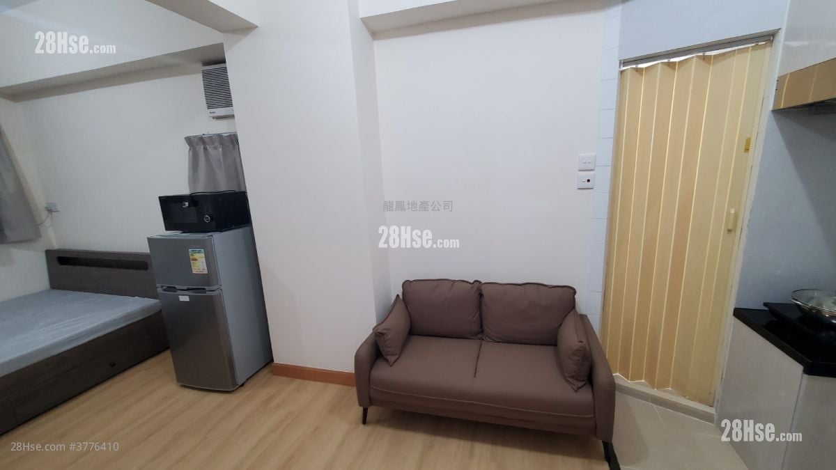 Cheong Fai Mansion Rental Studio , 1 Bathroom 210 ft²