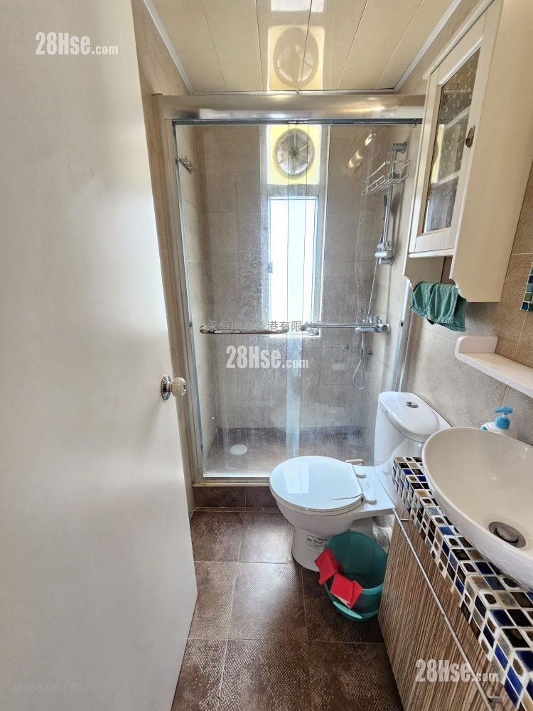 Wah Lai Mansion Rental 2 Bedrooms , 1 Bathroom 323 ft²