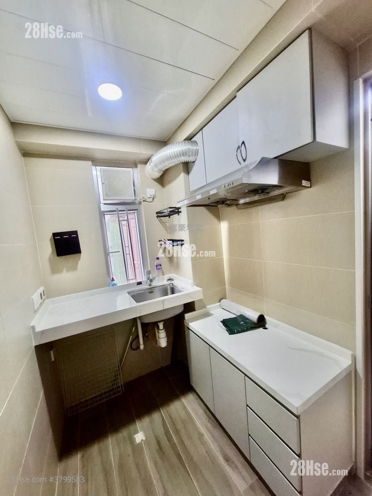 建安大厦 租盘 2 房 , 1 浴室 319 平方尺