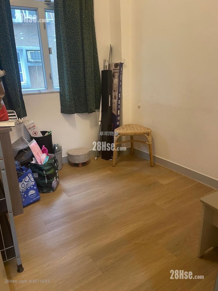 Chinese Mansion Rental 2 Bedrooms , 1 Bathroom 356 ft²