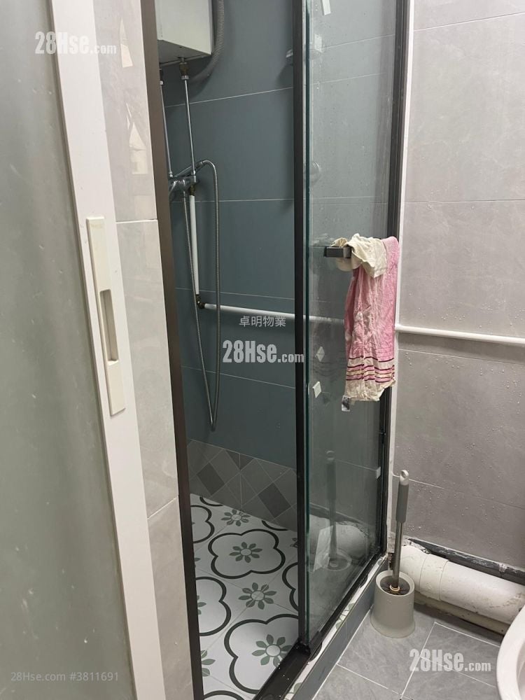 Chinese Mansion Rental 2 Bedrooms , 1 Bathroom 356 ft²