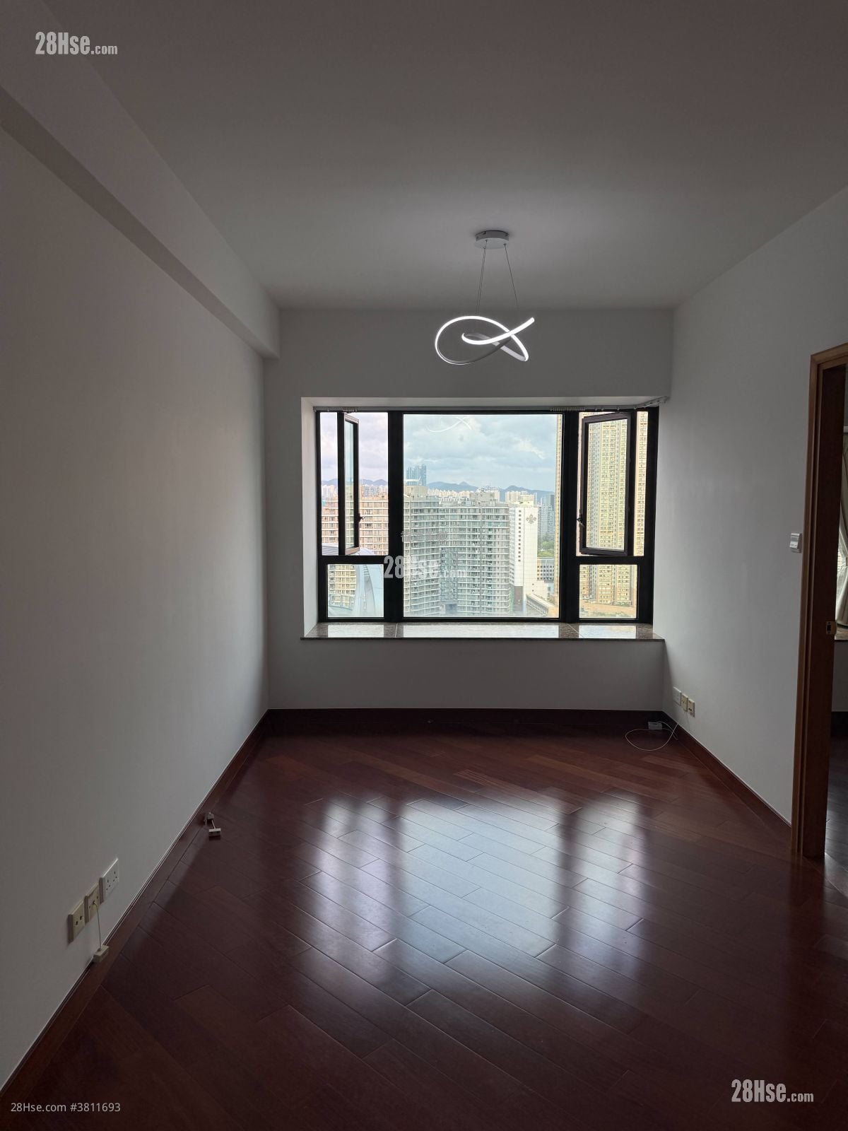 凯旋门 租盘 1 房 , 1 浴室 400 平方尺