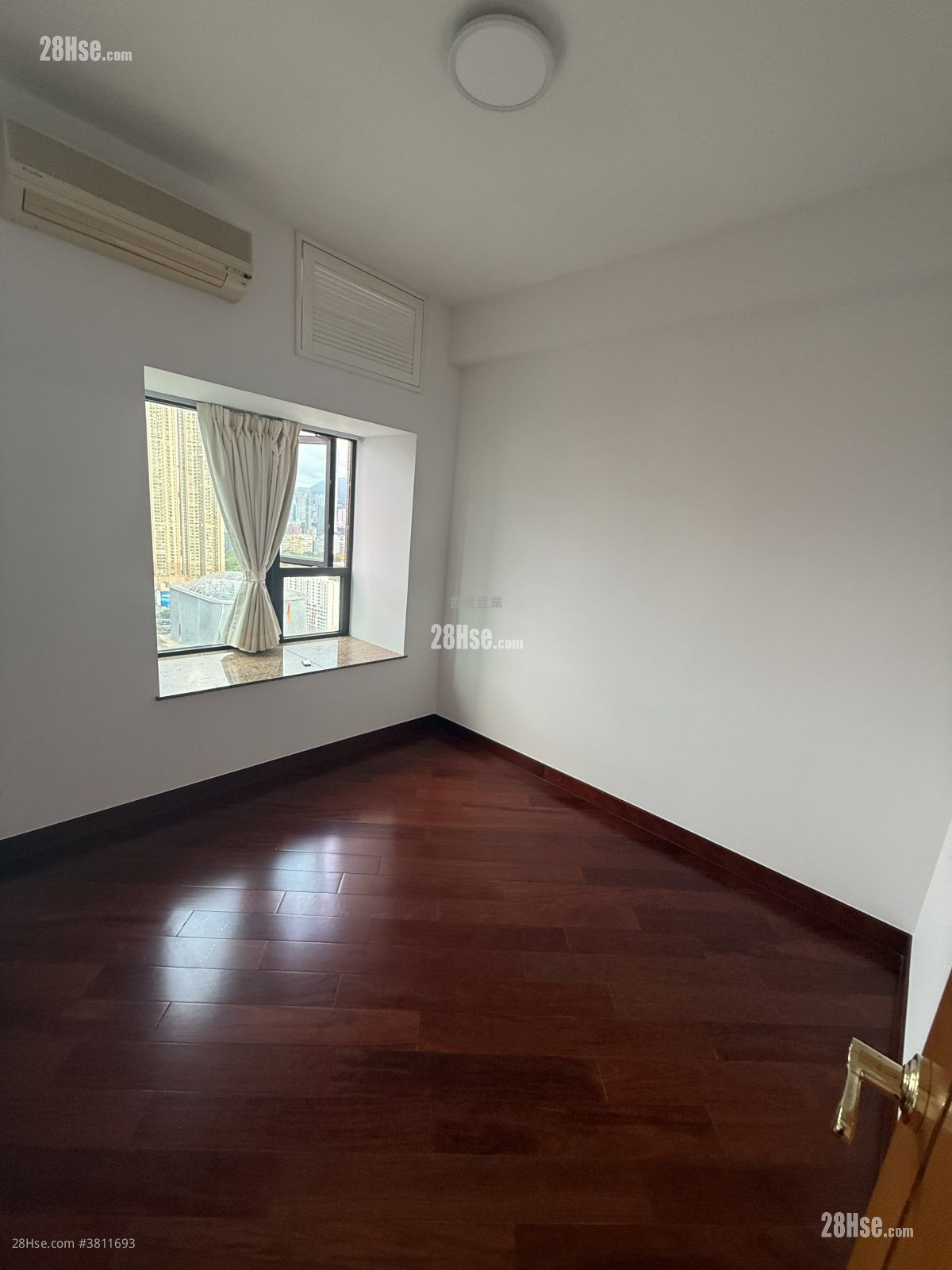 凯旋门 租盘 1 房 , 1 浴室 400 平方尺