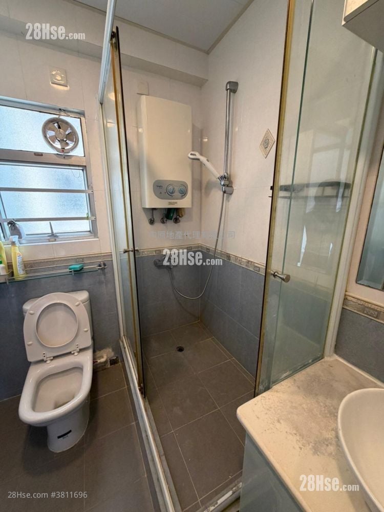 Broadview Garden Sell 2 Bedrooms , 1 Bathroom 504 ft²