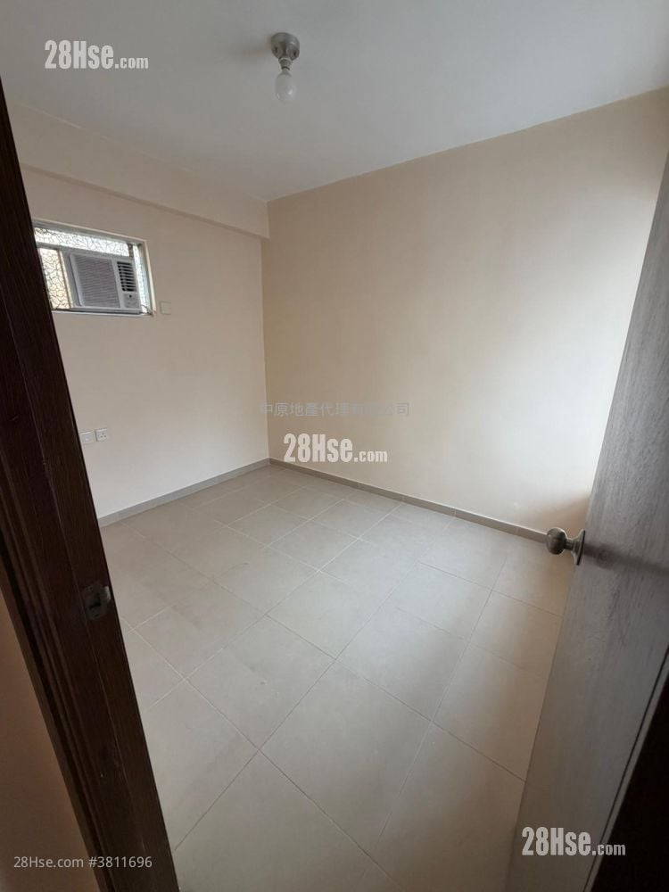 Broadview Garden Sell 2 Bedrooms , 1 Bathroom 504 ft²