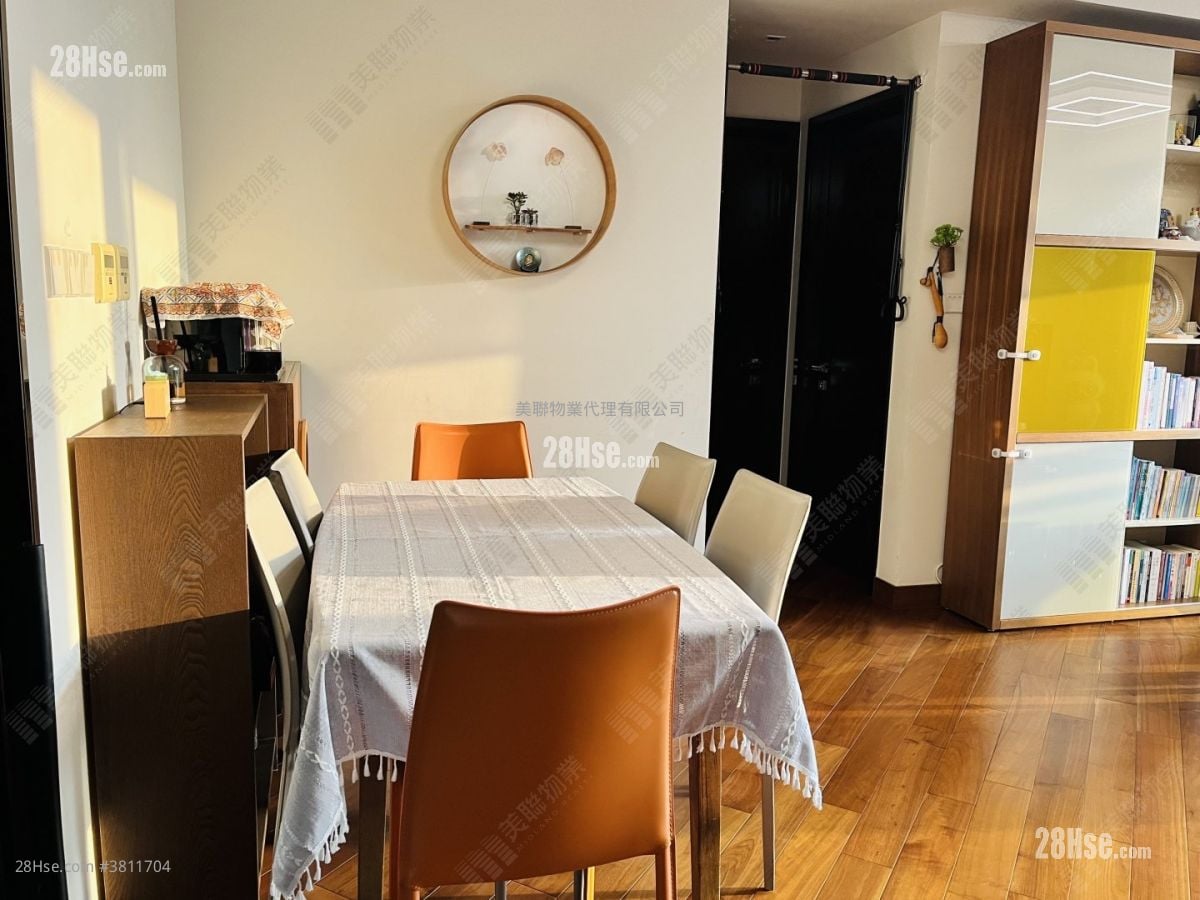 天铸 售盘 4 房 1,247 平方尺