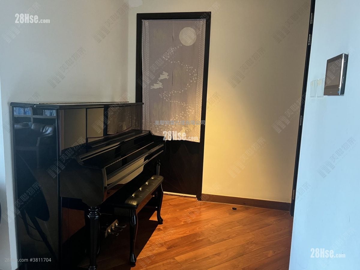 天铸 售盘 4 房 1,247 平方尺