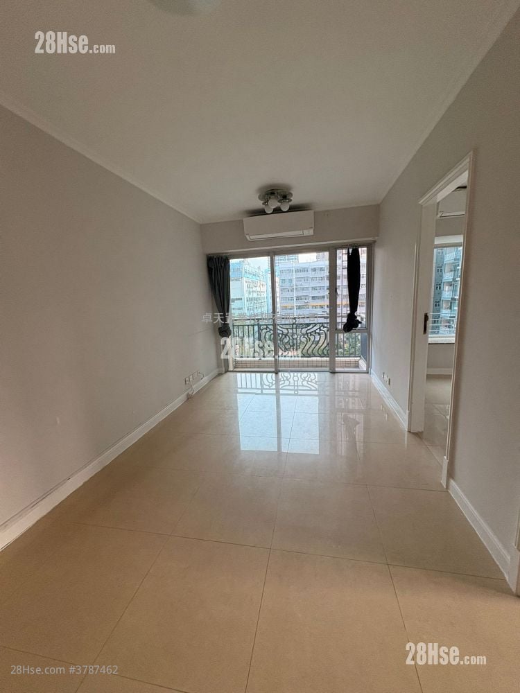 Sky Tower Sell 2 Bedrooms , 1 Bathroom 452 ft²