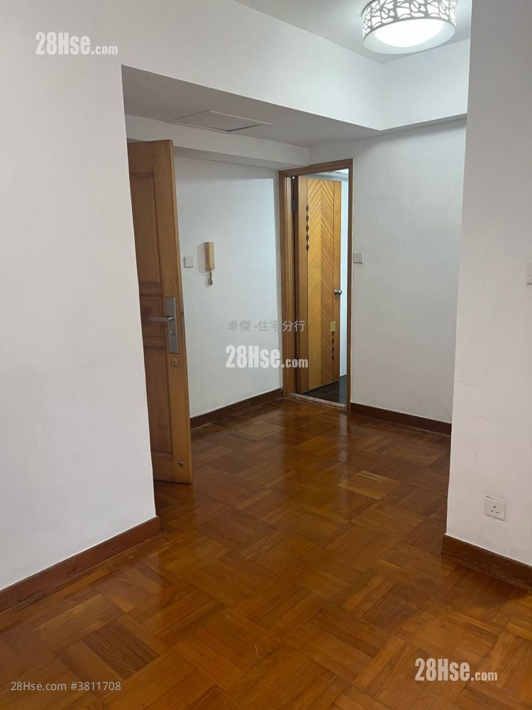 葵星中心 租盘 2 房 , 1 浴室 369 平方尺