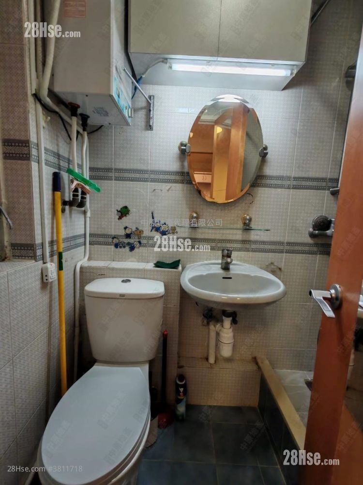 Tsuen Wan Centre Sell 1 Bedroom , 1 Bathroom 324 ft²