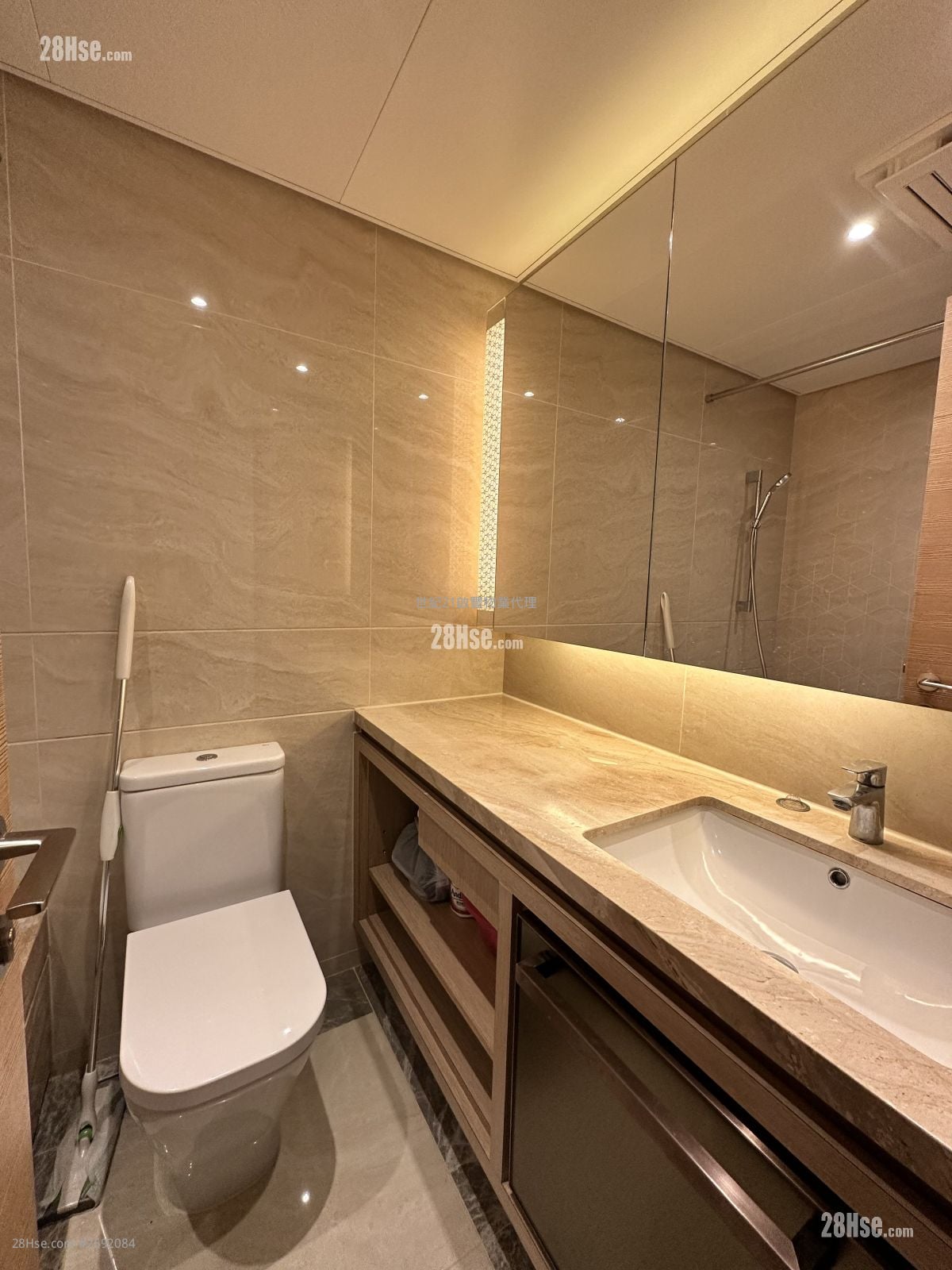 天寰 租盘 2 房 , 1 浴室 439 平方尺