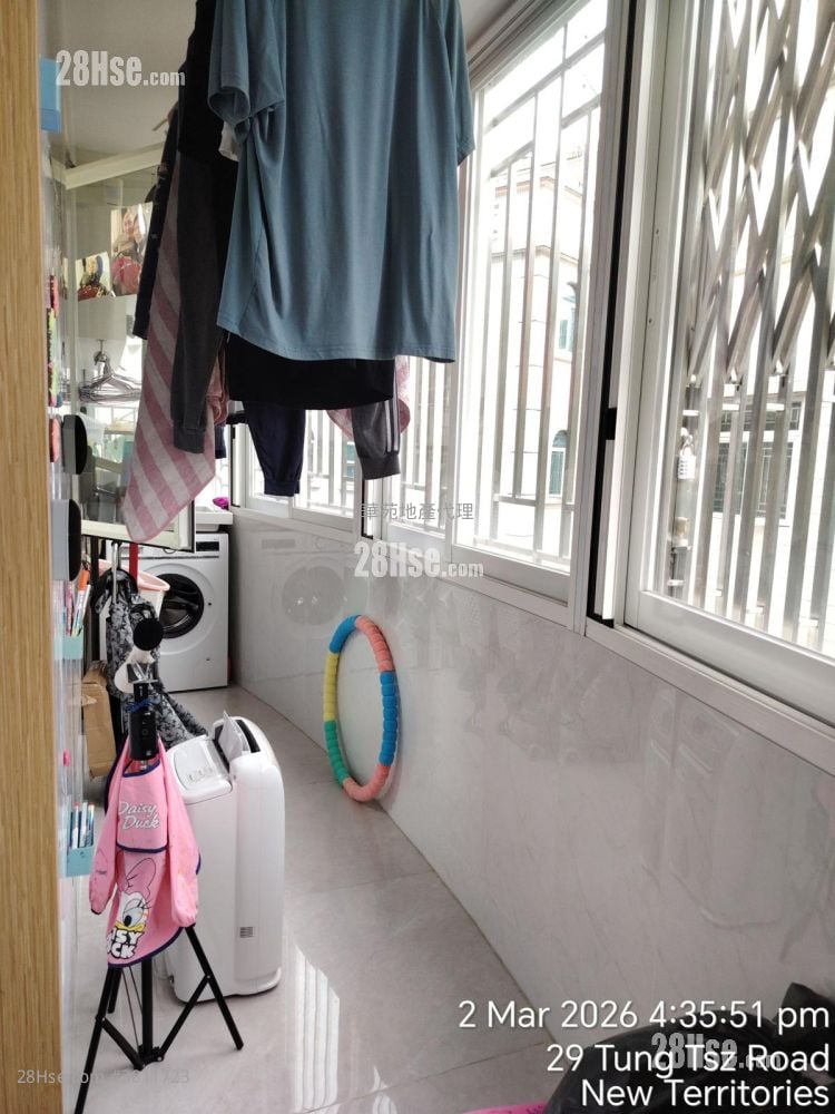 Village Rental 2 Bedrooms , 2 Bathrooms 700 ft²