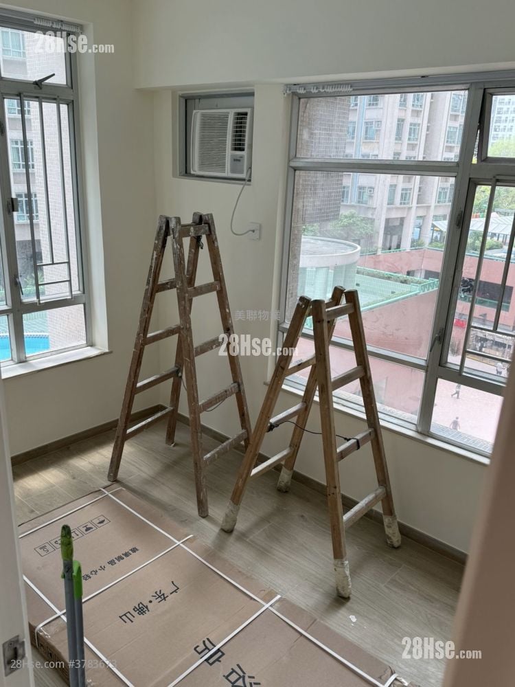 花都广场 租盘 2 房 , 1 浴室 370 平方尺