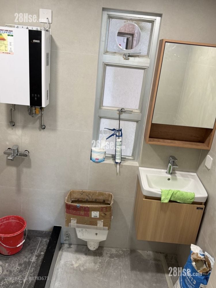 花都广场 租盘 2 房 , 1 浴室 370 平方尺