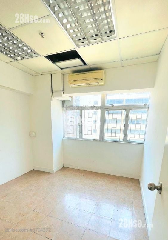 亿利工业中心 租盘 3 房 , 1 厕所 1,350 平方尺