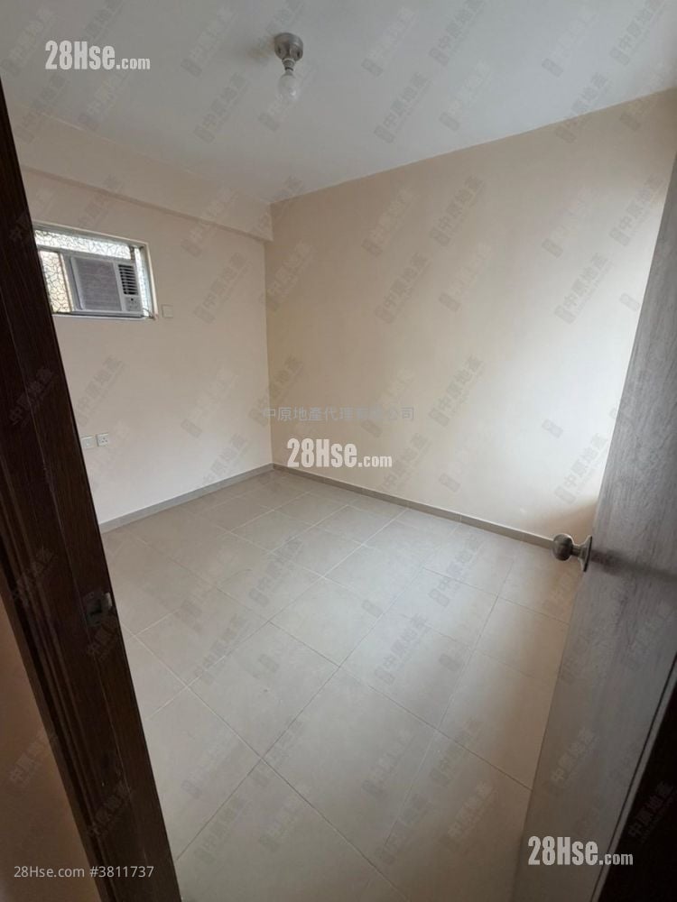 Broadview Garden Sell 2 Bedrooms , 1 Bathroom 504 ft²