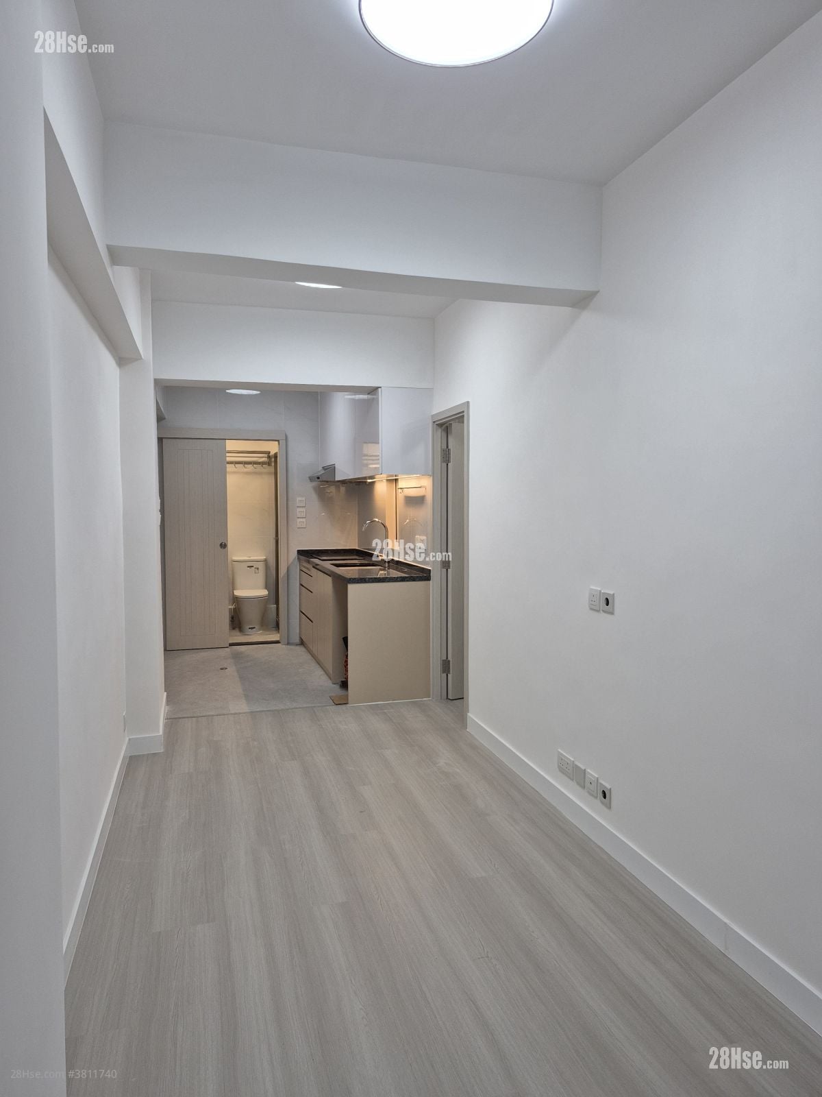 Tak Lee Building Rental 2 Bedrooms , 1 Bathroom 354 ft²